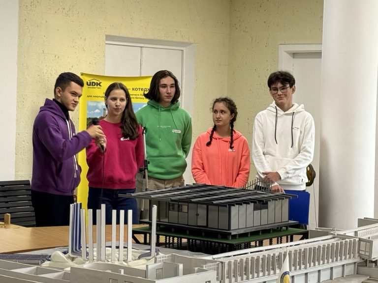 Захист розробок. Хакатон УДУНТ 2025