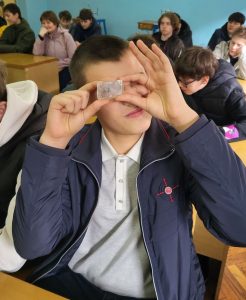 ліцеїсти ДНЛІТ досліджують мінерали