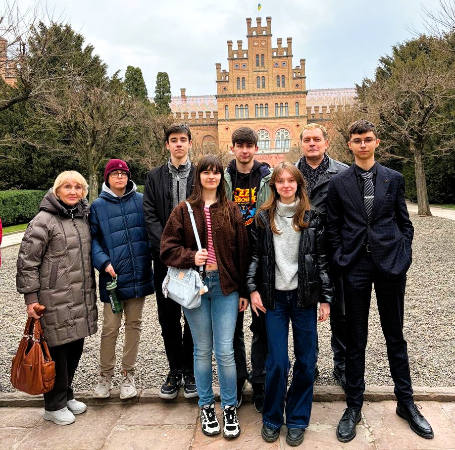 призери олімпіади з фізики ДНЛІТ